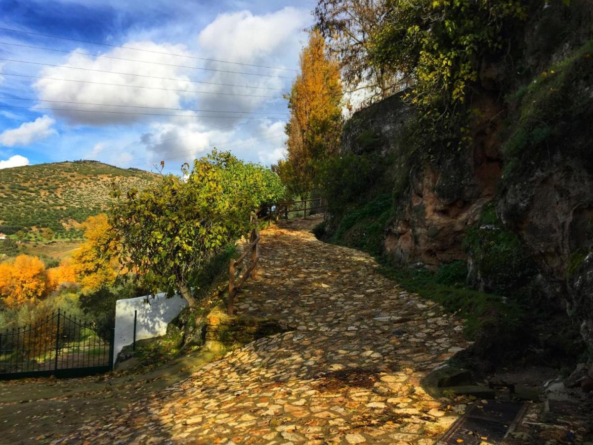 Casa Rural El Puente Cuevas del Becerro Esterno foto